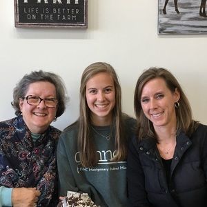 Meet your Posher, Bailey